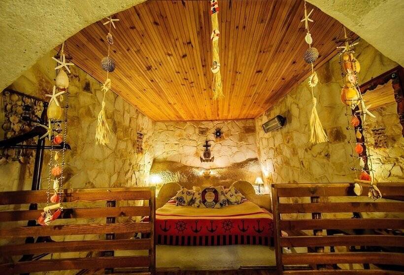 Номер Deluxe, Adanos Konuk Evi