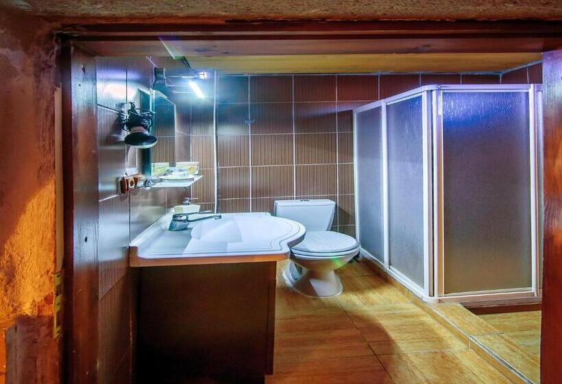 Номер Deluxe, Adanos Konuk Evi