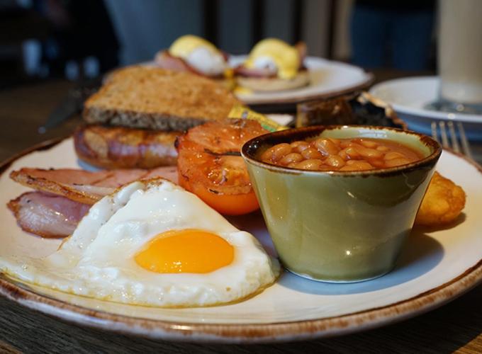 스탠다드 트리플 룸, The Crown Inn