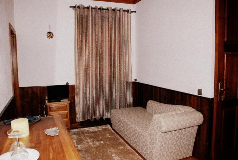 سوییت, Casa Do Brasao