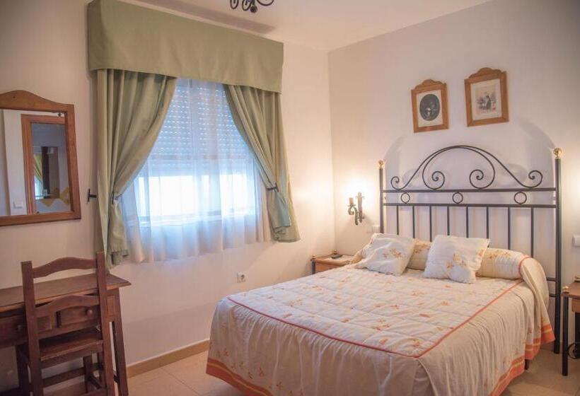 Номер Стандарт, Hostal Dp El Pilar