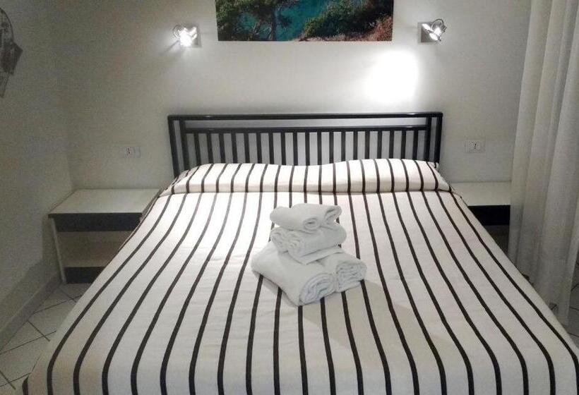 带1个卧室的带海景的公寓, Residence Le Dune Club