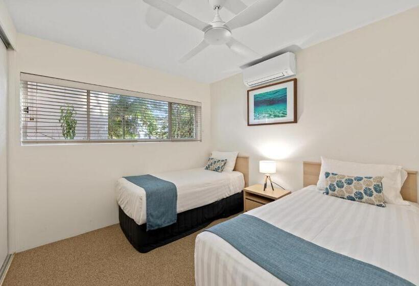 Апартаменты 2 Спальни, La Mer Sunshine Beachfront