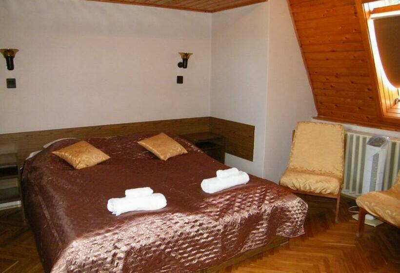 اتاق استاندارد, Kiss Villa