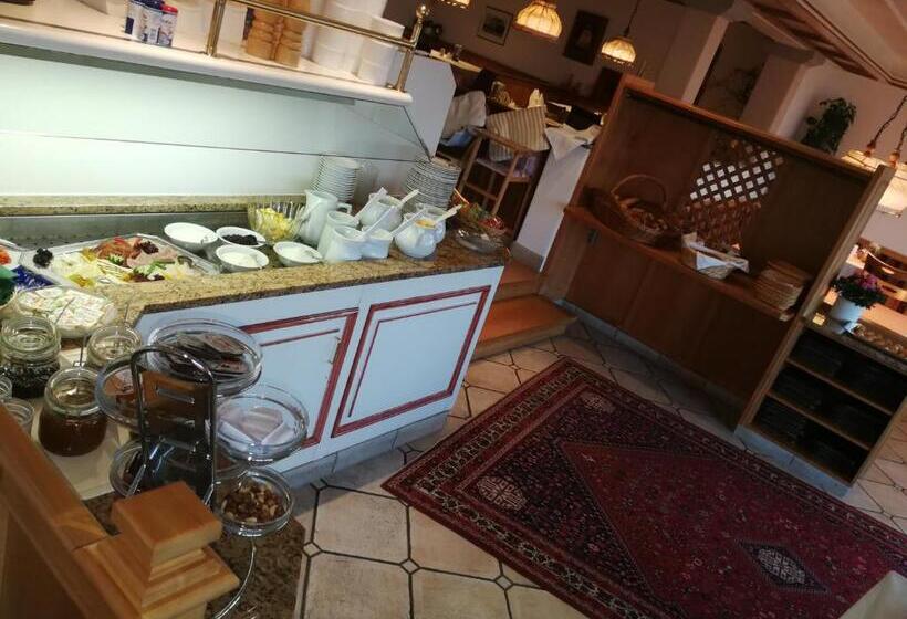 Номер Стандарт, Restaurant Walserhof