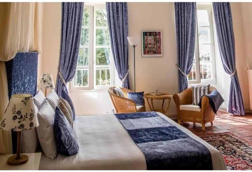 اتاق لوکس با تخت بزرگ, La Résidence Chambre D Hotes