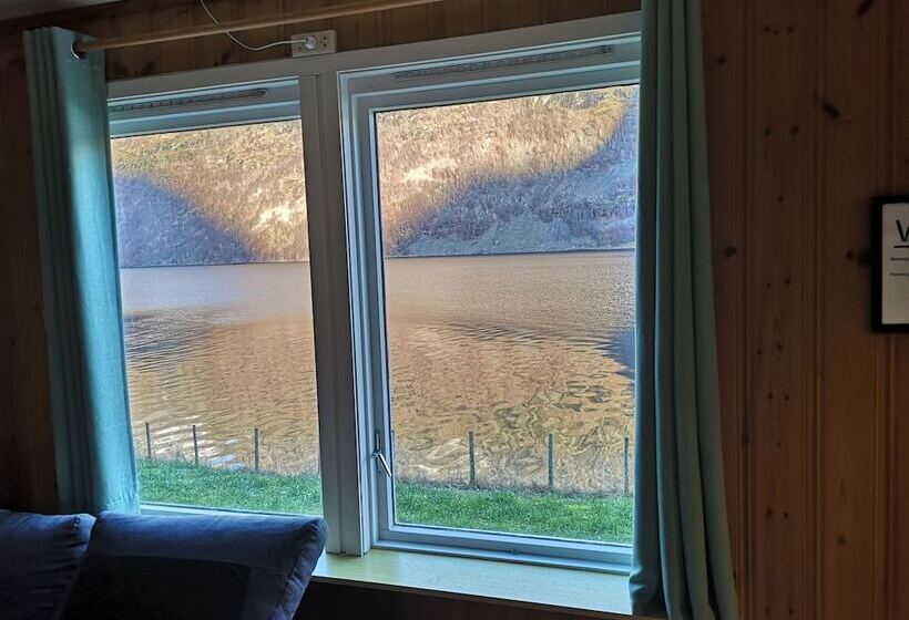 １階の１ベッドルームアパートメント, Visit Undredal