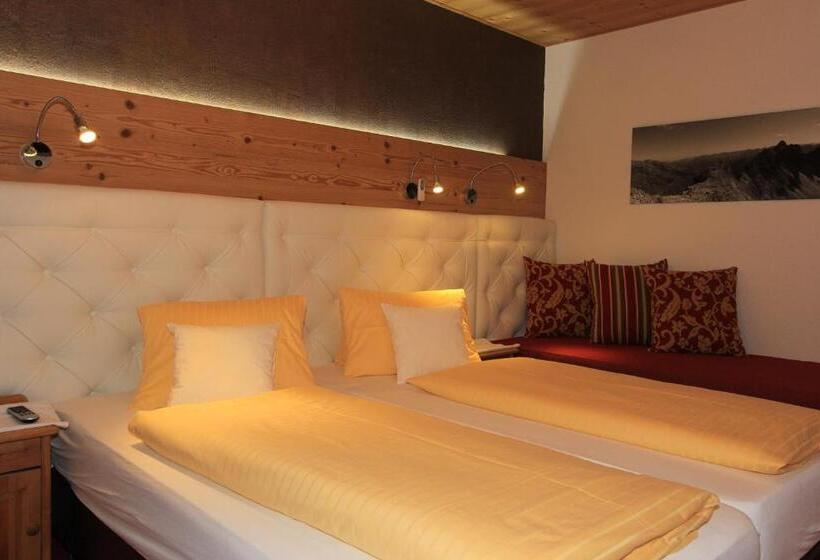 Apartamento 3 Dormitórios, Landhaus Lechthaler