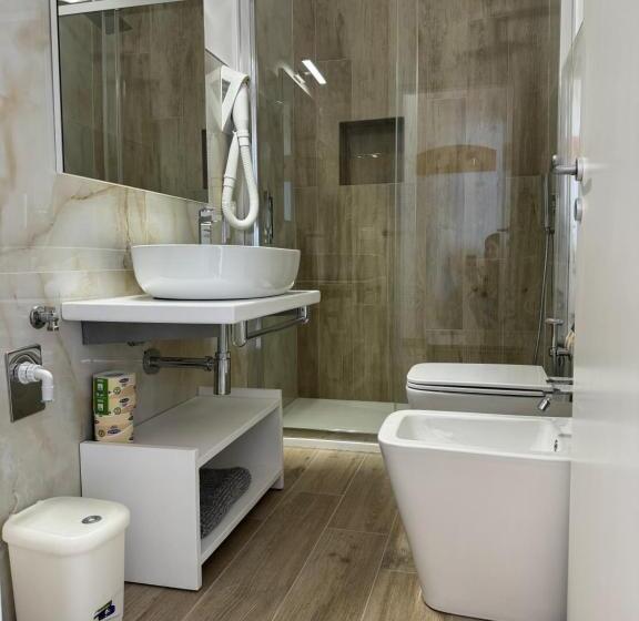 آپارتمان 1 خوابه با چشم‌انداز دریا, Villa Altomare