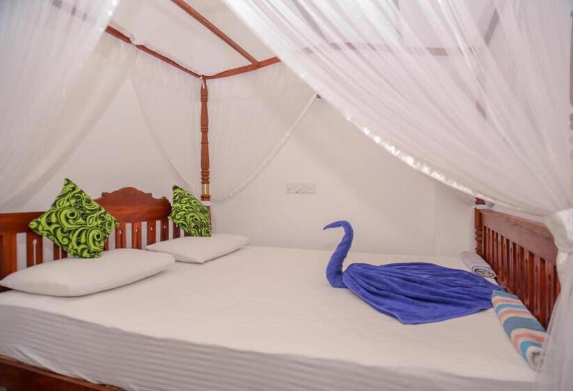 Habitación Estándar Cama Queen, Tithira Guest House