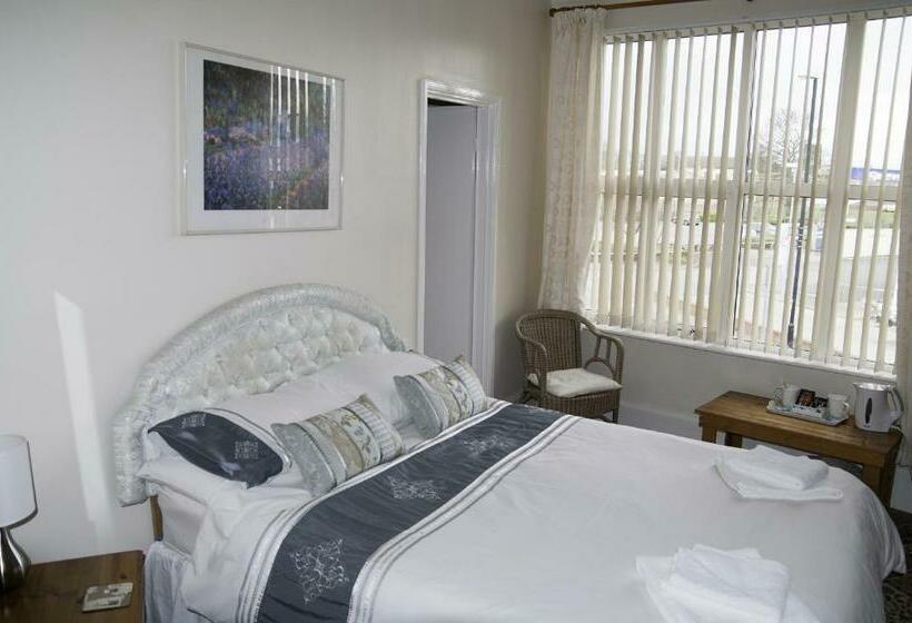 Семейный Номер, Fourways Guest House