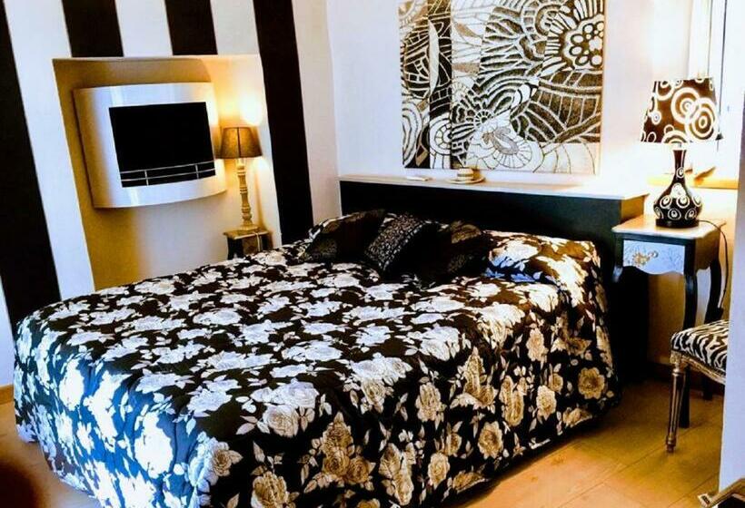 آپارتمان 1 خوابه با بالکن, Lori S Inn