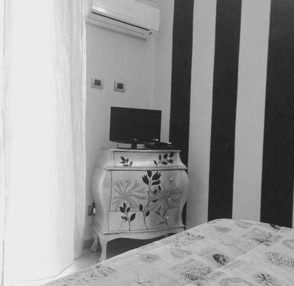 آپارتمان 1 خوابه با بالکن, Lori S Inn