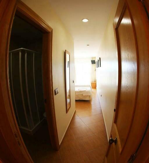 اتاق استاندارد, Venta De Tébar