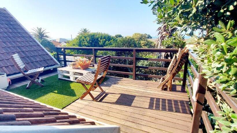 Люкс Вид на Море, The Coelacanth Guest House And Beach Thyme Self Catering