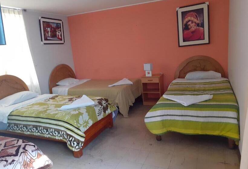 חדר סטנדרט לארבעה, Waikycha Hostal