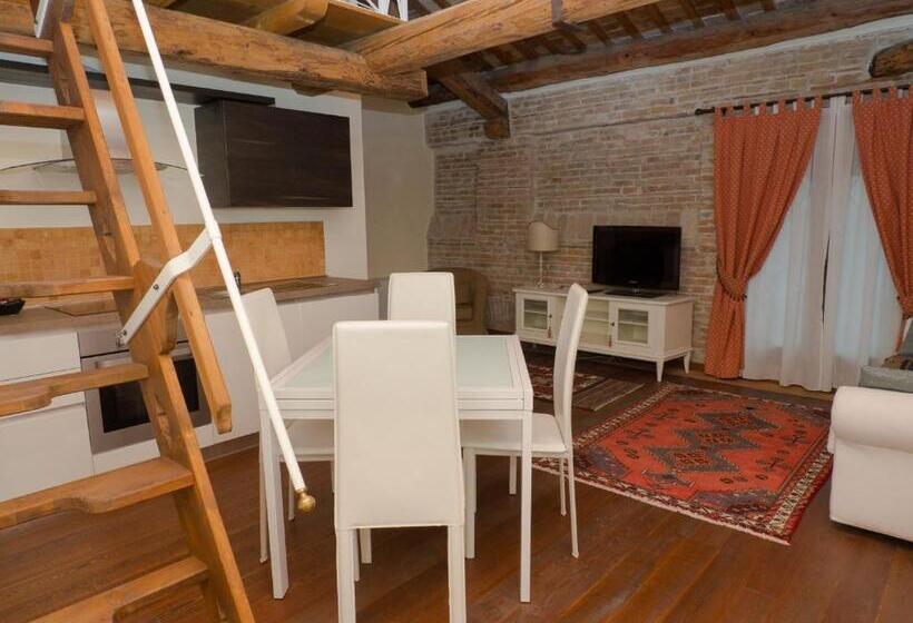 带河湖景观的套房, Agriturismo Villa Anconetta