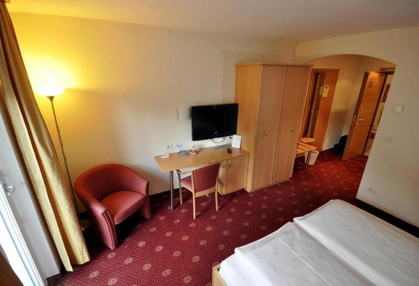 Номер Стандарт, Cityhotel Tallero