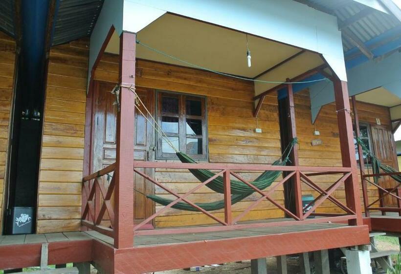 بانگلوی استاندارد, Tavendang Guesthouse