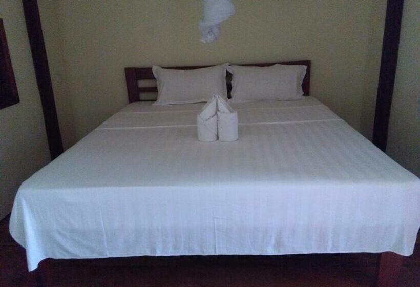 بانگلوی استاندارد, Tavendang Guesthouse