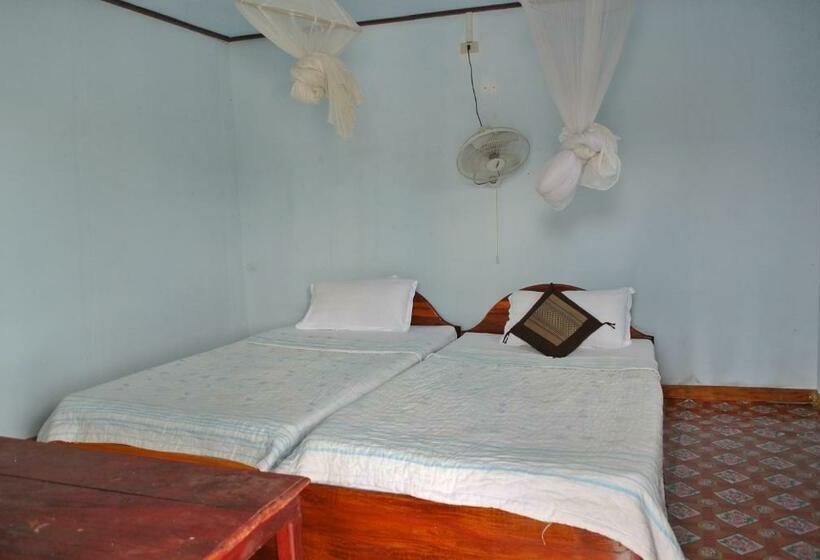 بانگلوی استاندارد, Tavendang Guesthouse