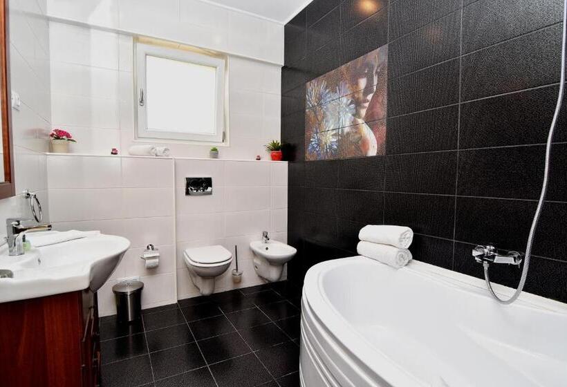 اتاق استاندارد, Boutique Vila White Duchess