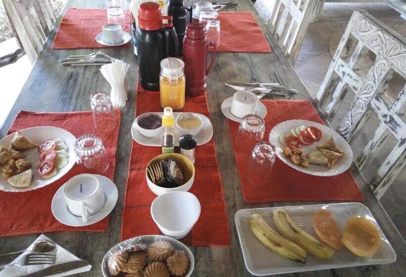 اتاق لوکس با تخت بزرگ, Villa Fortuna Malindi