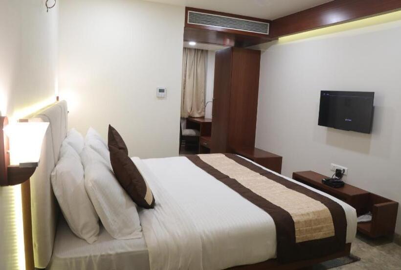 اتاق لوکس, Aditya Residency