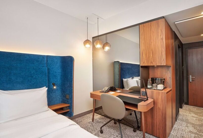 اتاق راحتی, Hyperion Hotel München