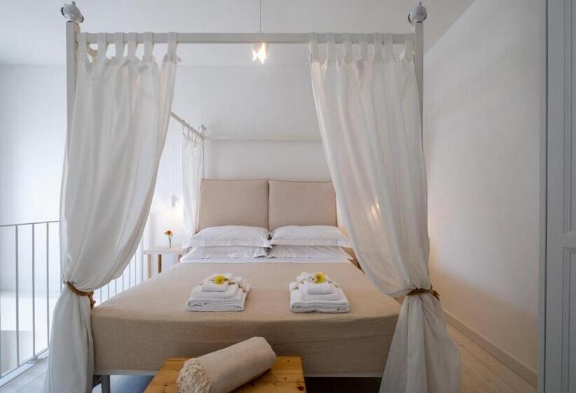 Семейное Студио, Masseria Rauccio