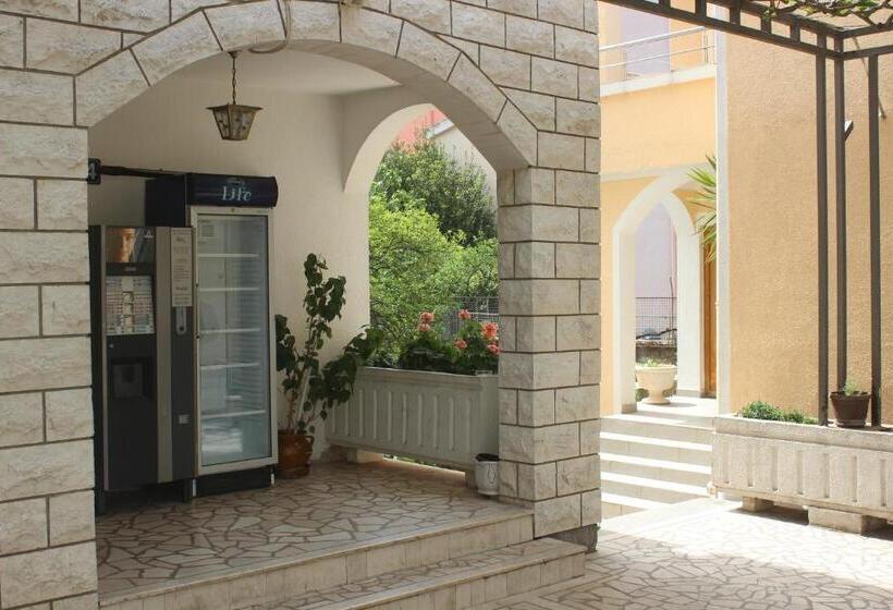 اتاق استاندارد با بالکن, Nir Apartments Budva