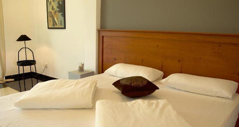 Quarto Estandar com Terraço, Villa Layanga   Riverside Guestrooms