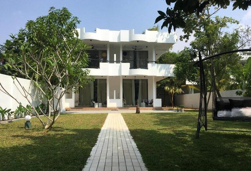 Quarto Estandar com Terraço, Villa Layanga   Riverside Guestrooms