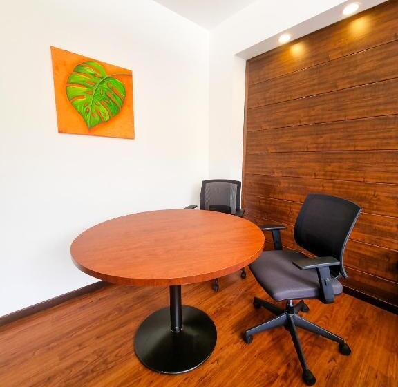 חדר סטנדרט, Burbi Lake Lodge Monteverde
