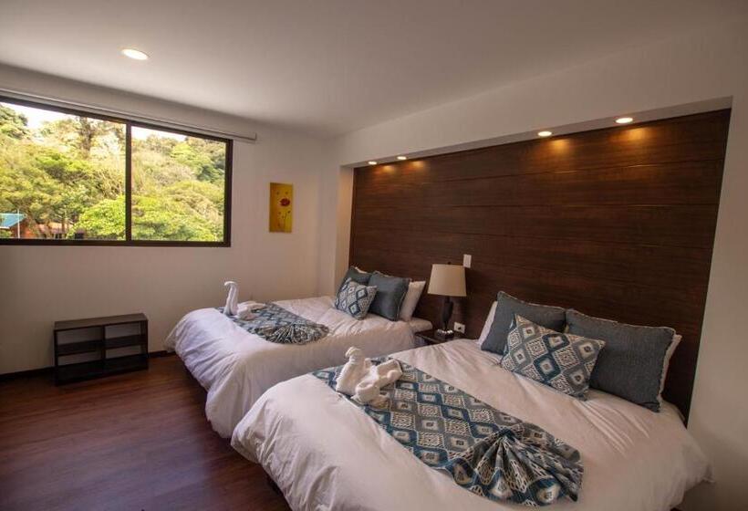 חדר סטנדרט נוף להרים, Burbi Lake Lodge Monteverde