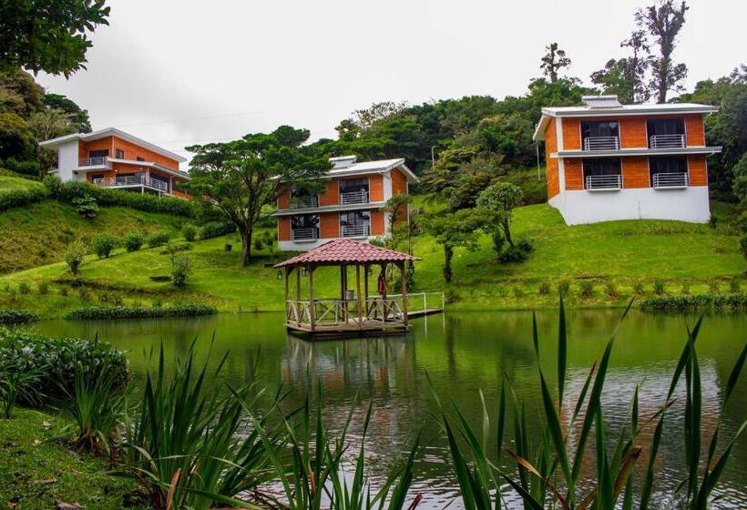 חדר סטנדרט עם מרפסת, Burbi Lake Lodge Monteverde