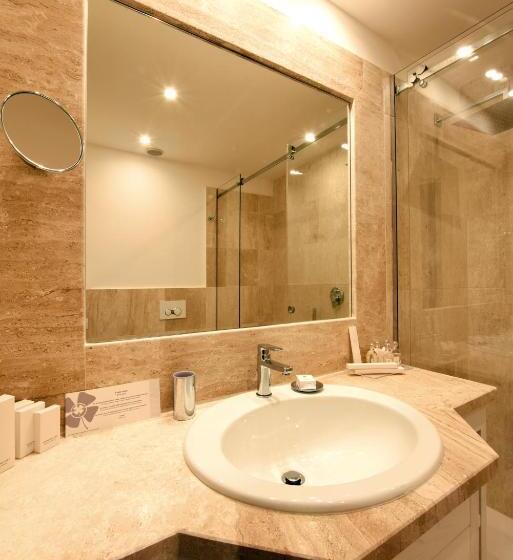 Номер Superior, Grand Hotel Cannigione
