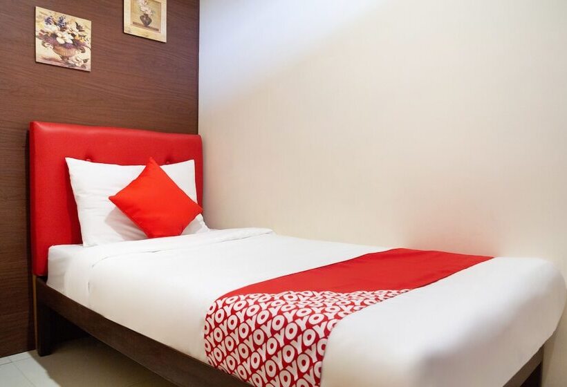 Quarto Estandar Individual, Oyo 153 Monclaire Suites