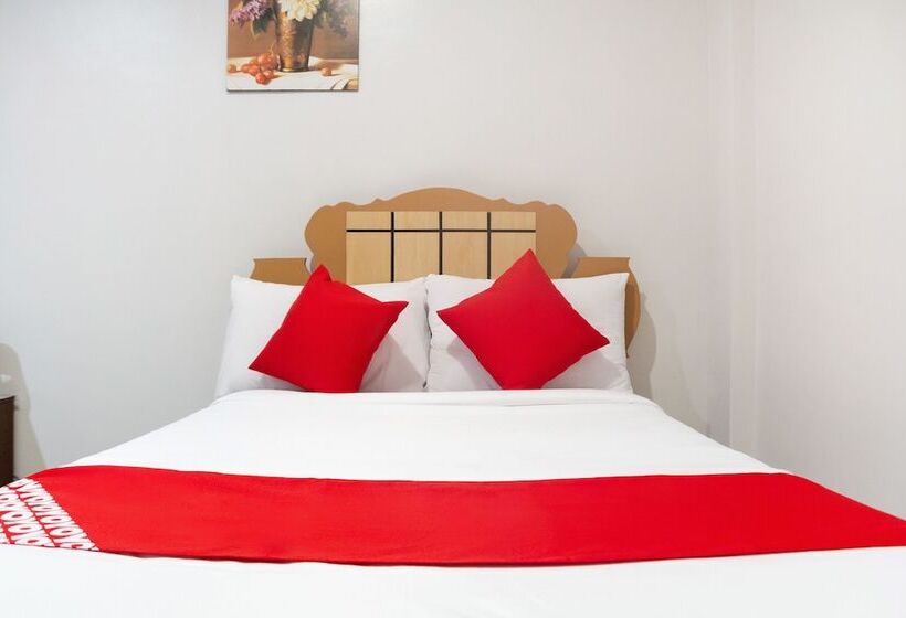 Quarto Estandar, Oyo 153 Monclaire Suites
