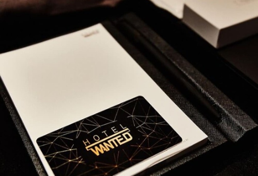 اتاق لوکس, Wanted