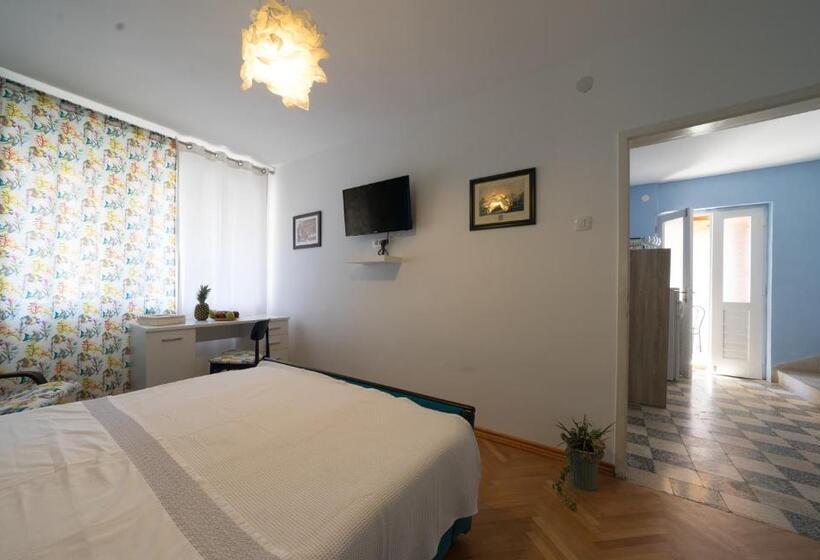 آپارتمان 2 خوابه, Astakos Apartments Budva
