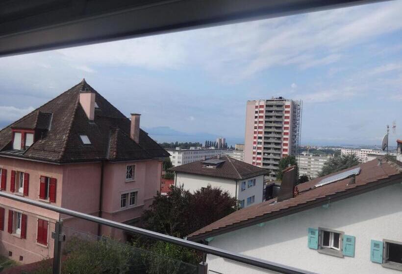 Трехместный Номер Стандарт с Видом, Bed And Breakfast Prilly Lausanne