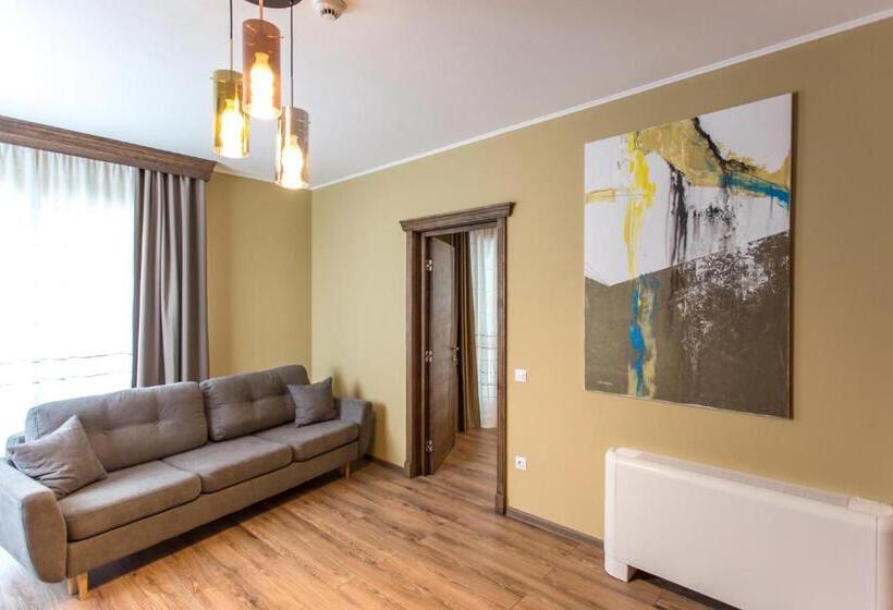 سوییت, Panorama Boutique