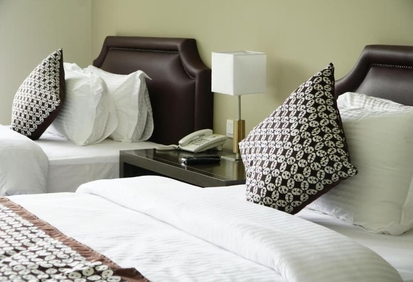 标准间, Arainn Bed & Breakfast Tretes Prigen By Ecommerceloka
