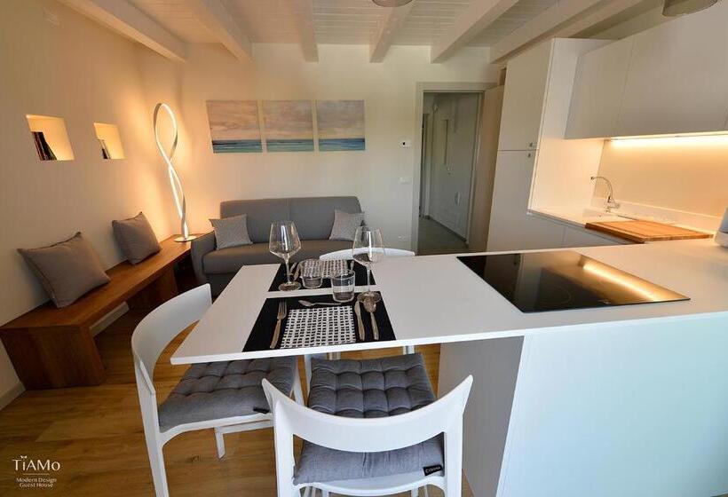 سوییت خانوادگی, Tiamo Modern Design Guest House