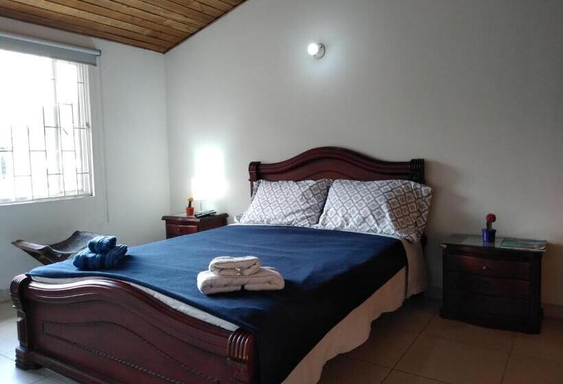 Habitación Deluxe, Hostal Norma101