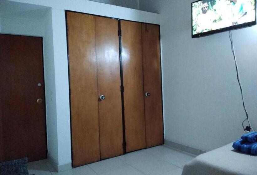 Habitación Economy, Hostal Norma101