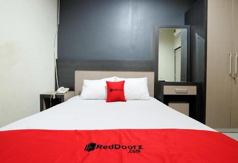 Номер Стандарт, Reddoorz Near Moro Mall Purwokerto