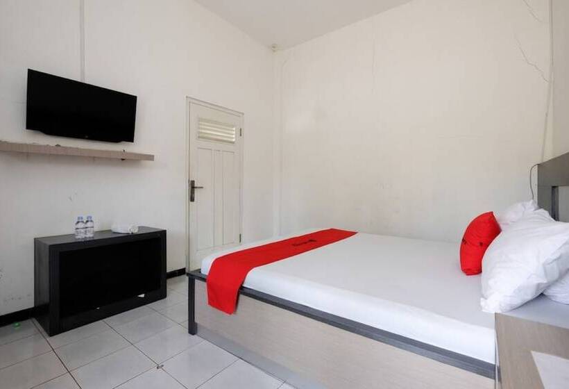Номер Стандарт, Reddoorz Near Moro Mall Purwokerto