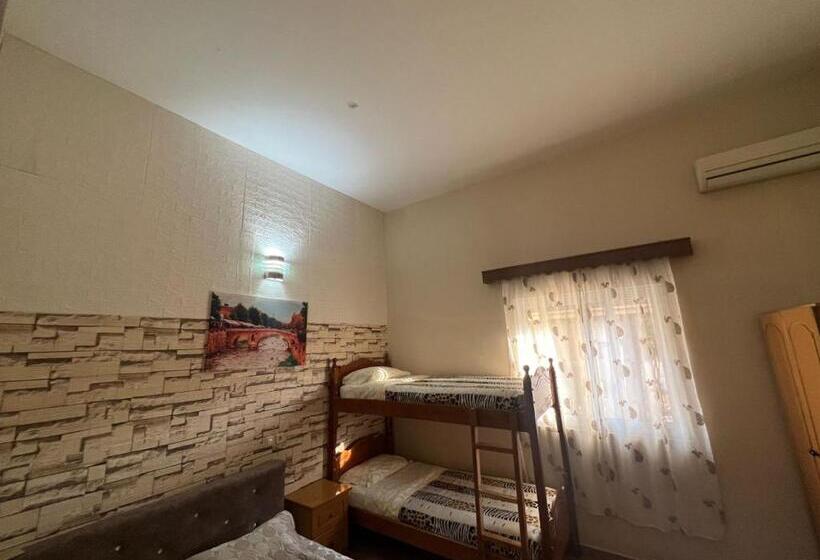 패밀리 룸, Anel Suites